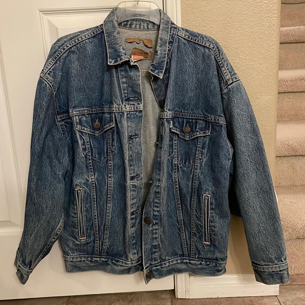 Vintage Levi’s jean jacket